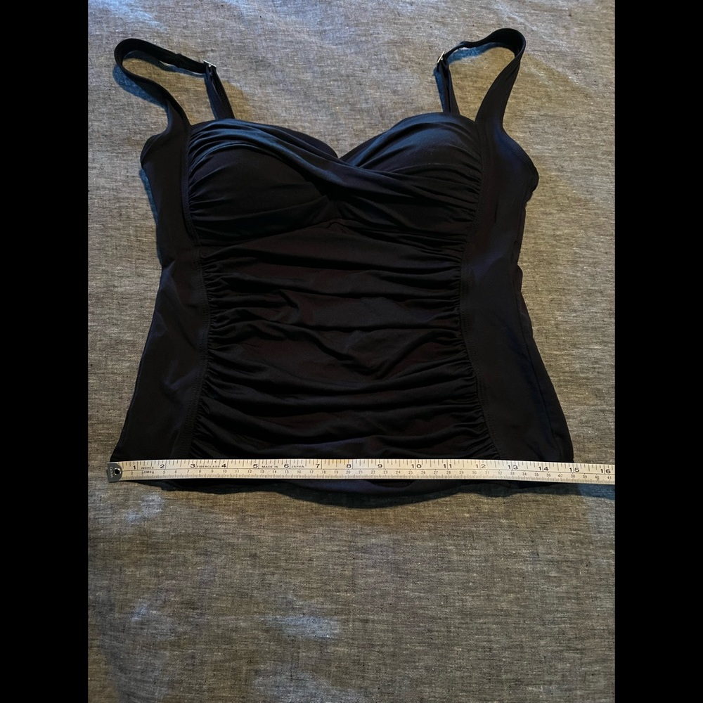 LA BLANCA BY ROD BEATTIE Tankini
Swimsuit Top - Size 6 In Very Good Condition! - Picture 5 of 11